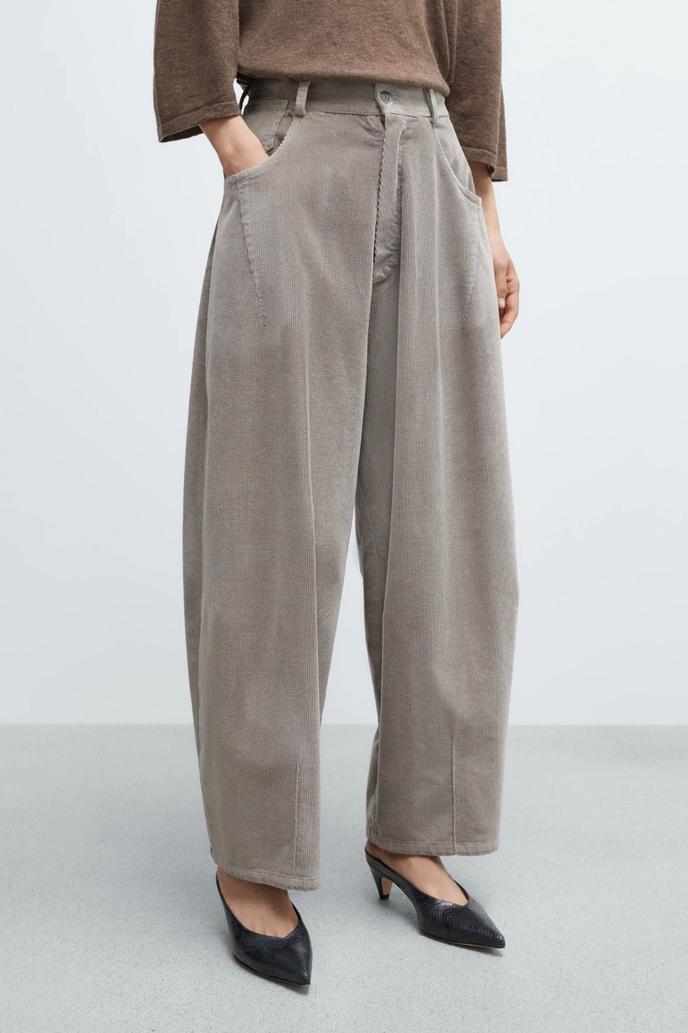 Corduroy Baggy pants COBBLESTONE