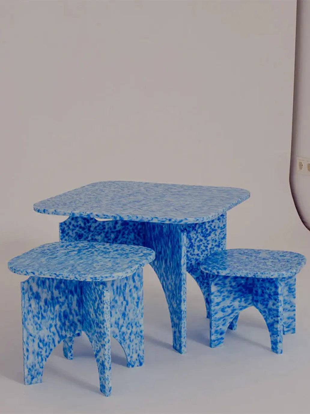 Stolik z eko tworzywa Square Table M1N3 Minimono BÉBÉ Concept 