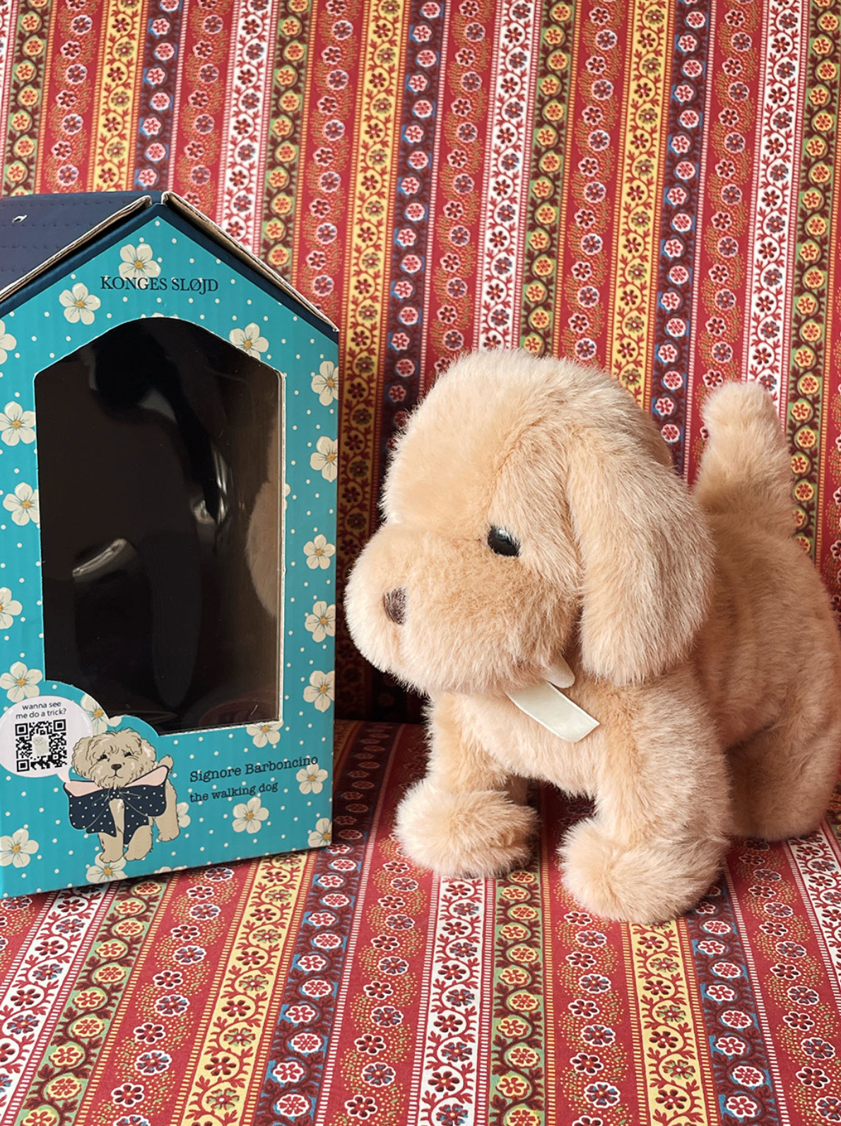 Ruchomy piesek Walking Dog Konges Slojd BÉBÉ Concept 