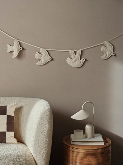 Dekoracyjna girlanda Swif Bird Garland Ferm Living BÉBÉ Concept 