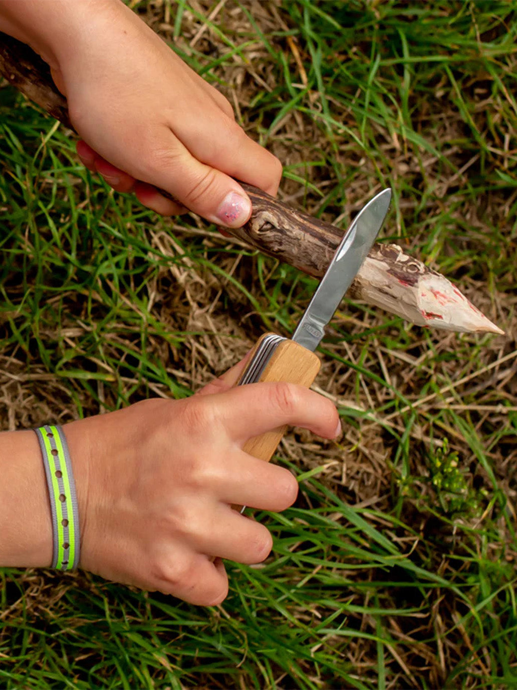 Pierwszy scyzoryk Huckleberry My First Pocket Knife Kikkerland BÉBÉ Concept 