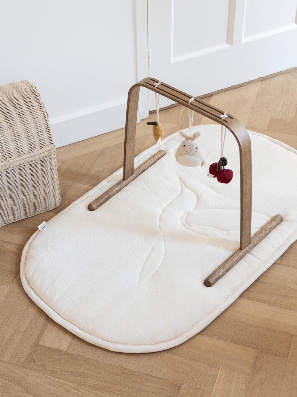 Stojak Baby Gym Activity Stand Kas Kopenhagen BÉBÉ Concept 