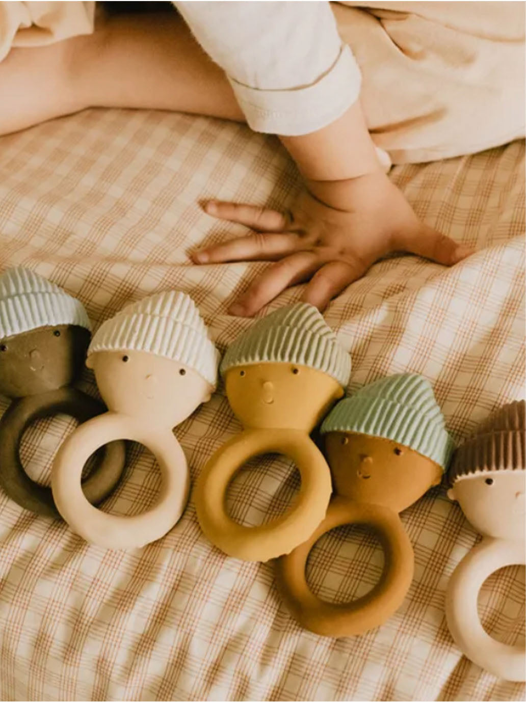 Gumowy gryzak Gommu Ring We Are Gommu BÉBÉ Concept