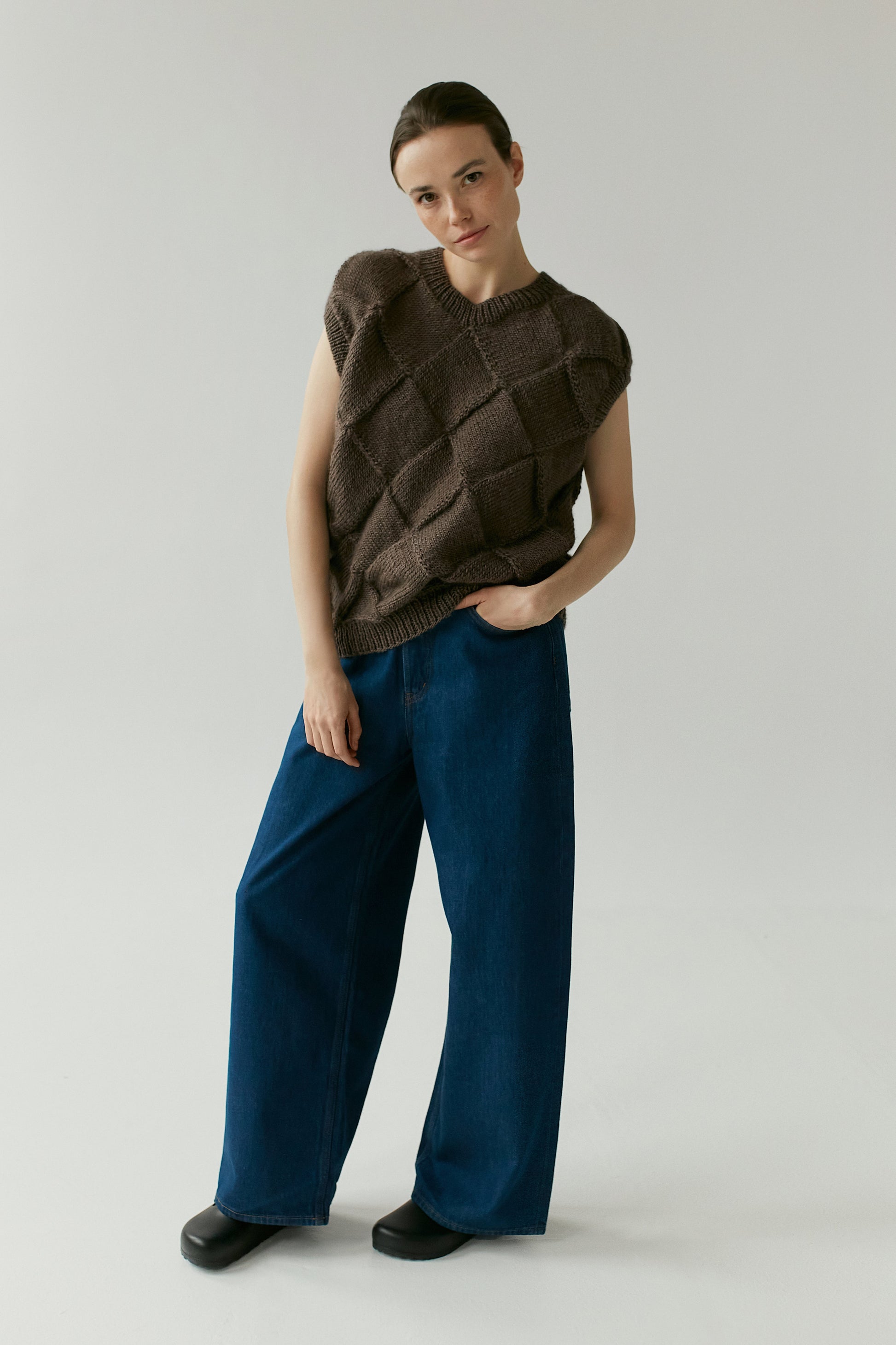 Kamizelka damska Sira z wełny merino Mille Family BÉBÉ Concept 