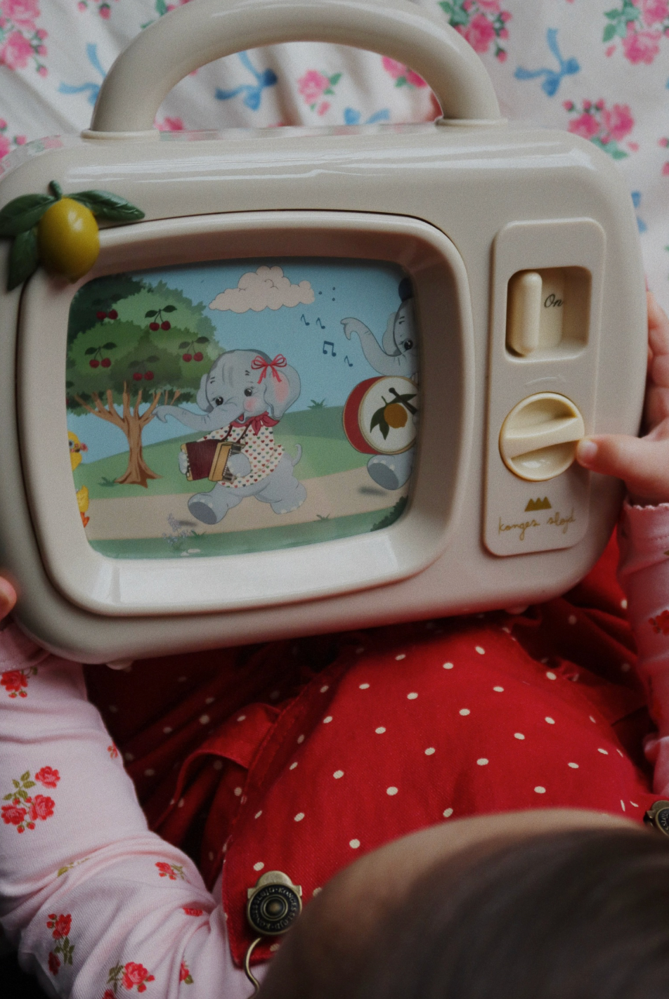 Zabawka muzyczna My Melody Tv Konges Slojd BEBE Concept 