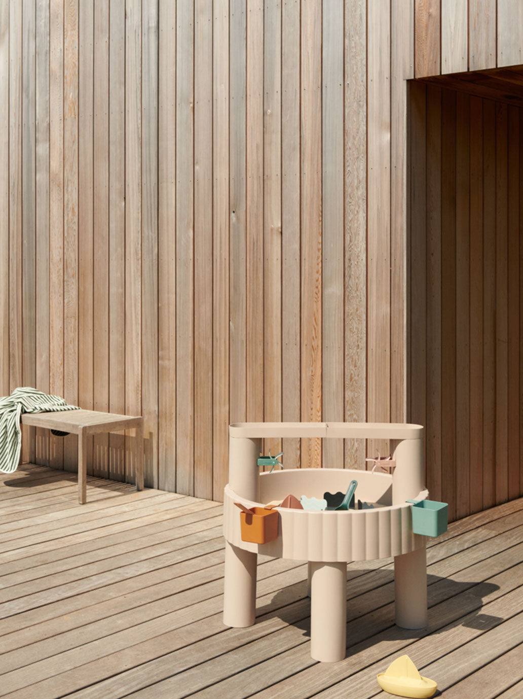 Stolik do zabaw piaskiem i wodą Sepp Activity Table Liewood BÉBÉ Concept 