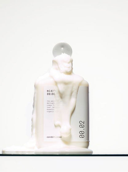 Odżywka do wszystkich rodzajów włosów Mid/night BÉBÉ Concept 