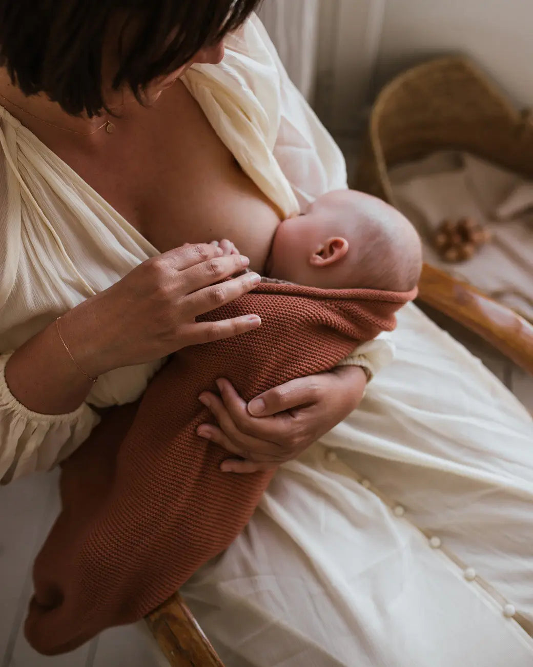 Kokon niemowlęcy z wełny merino Hvid BÉBÉ Concept