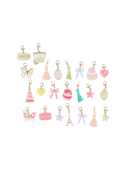 Kalendarz Adwentowy w walizce Meri Meri BÉBÉ Concept 