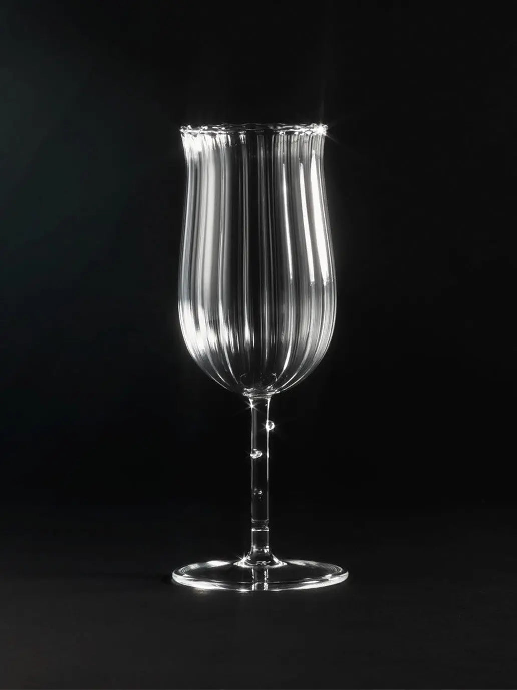 Zestaw kieliszków Tulip Wine Glass Sophie Lou Jacobsen BEBE Concept 
