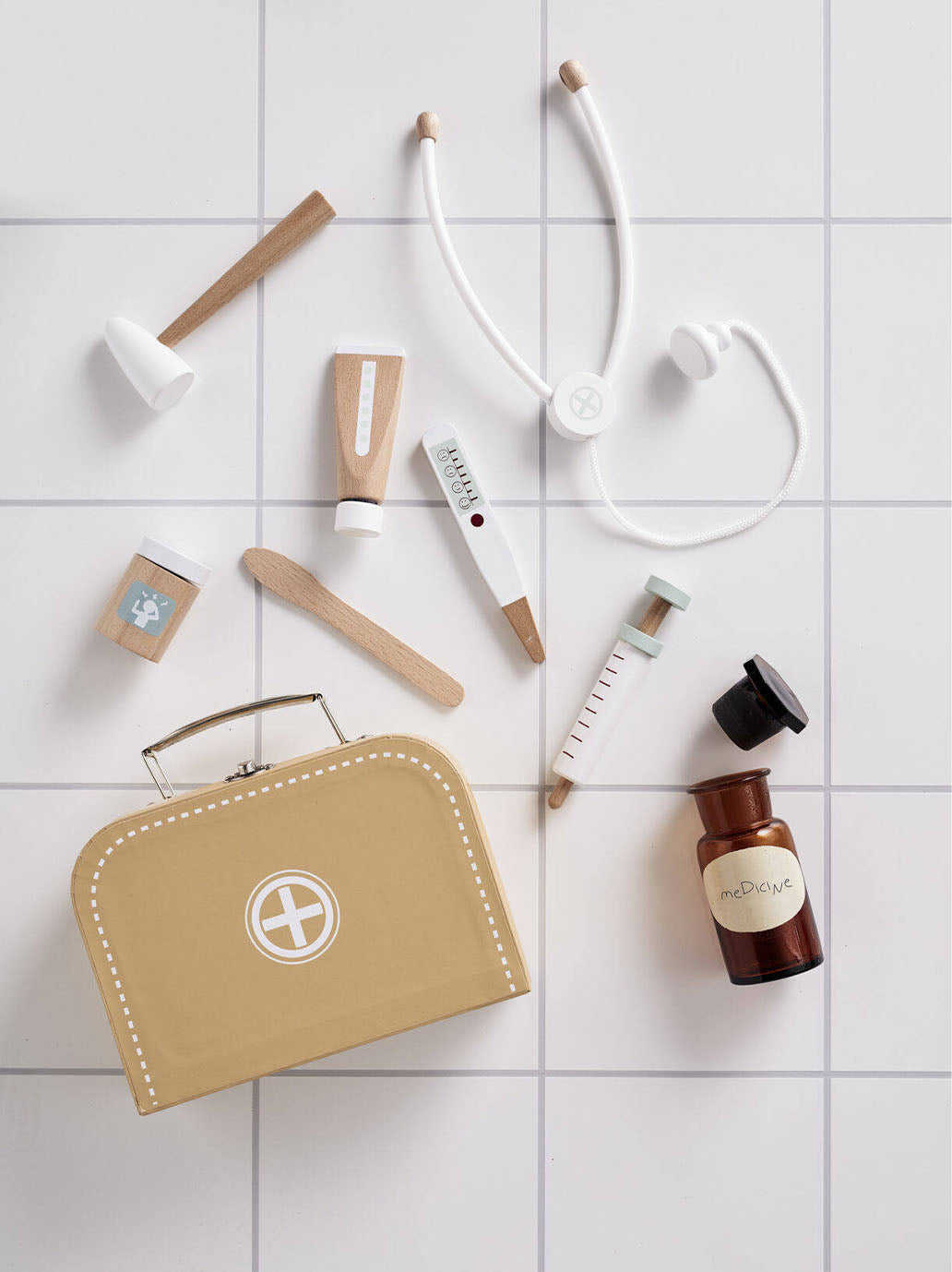 Zestaw do zabawy w lekarza Kids Concept BÉBÉ Concept