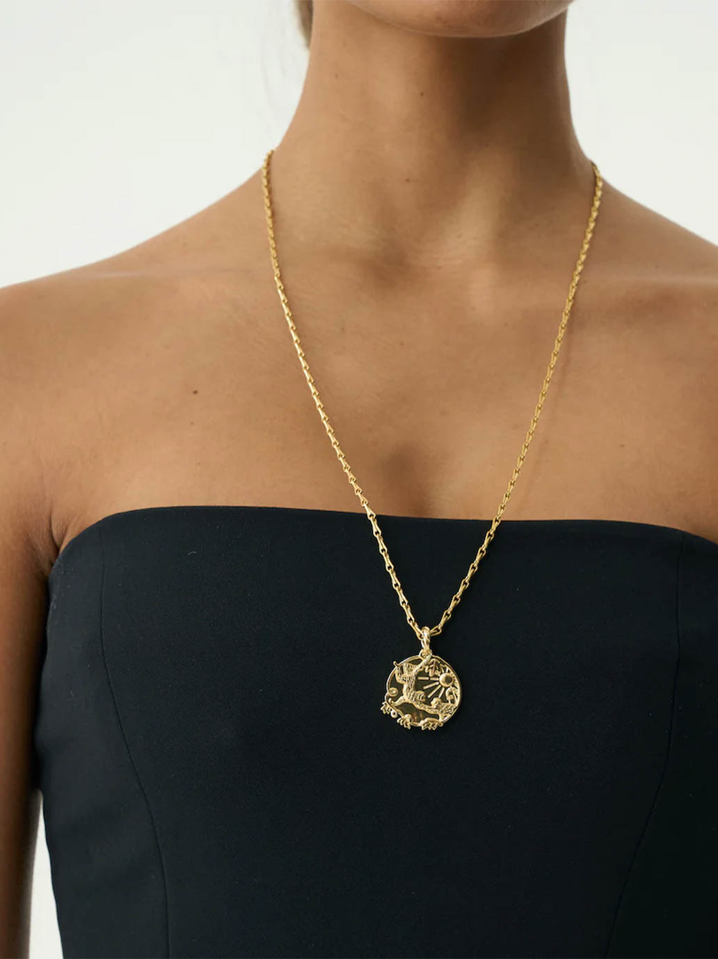 Pozłacana zawieszka Memorable Charm Friendship FRIENDSHIP