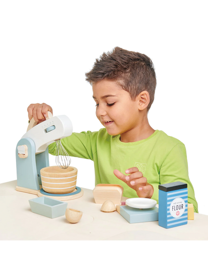 Drewniany zestaw do pieczenia z mikserem Tender Leaf Toys BÉBÉ Concept