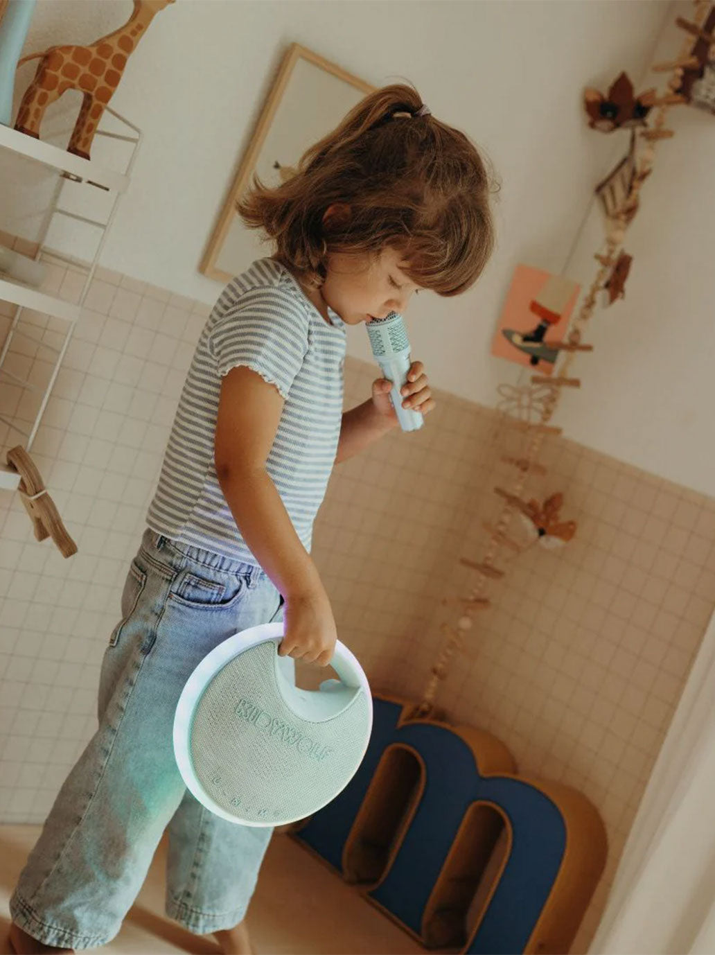 Przenośny głośnik do karaoke z mikrofonami Kidywolf BÉBÉ Concept 