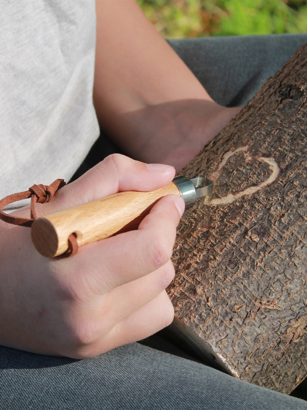 Narzędzie do rzeźbienia w drewnie Huckleberry Kikkerland BÉBÉ Concept 