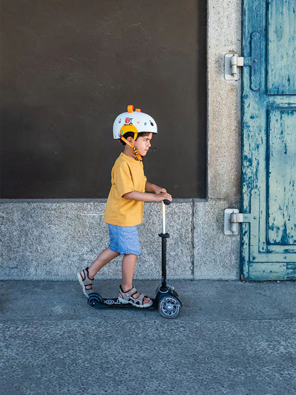 Hulajnoga Mini Micro Deluxe Eco LED Micro BÉBÉ Concept