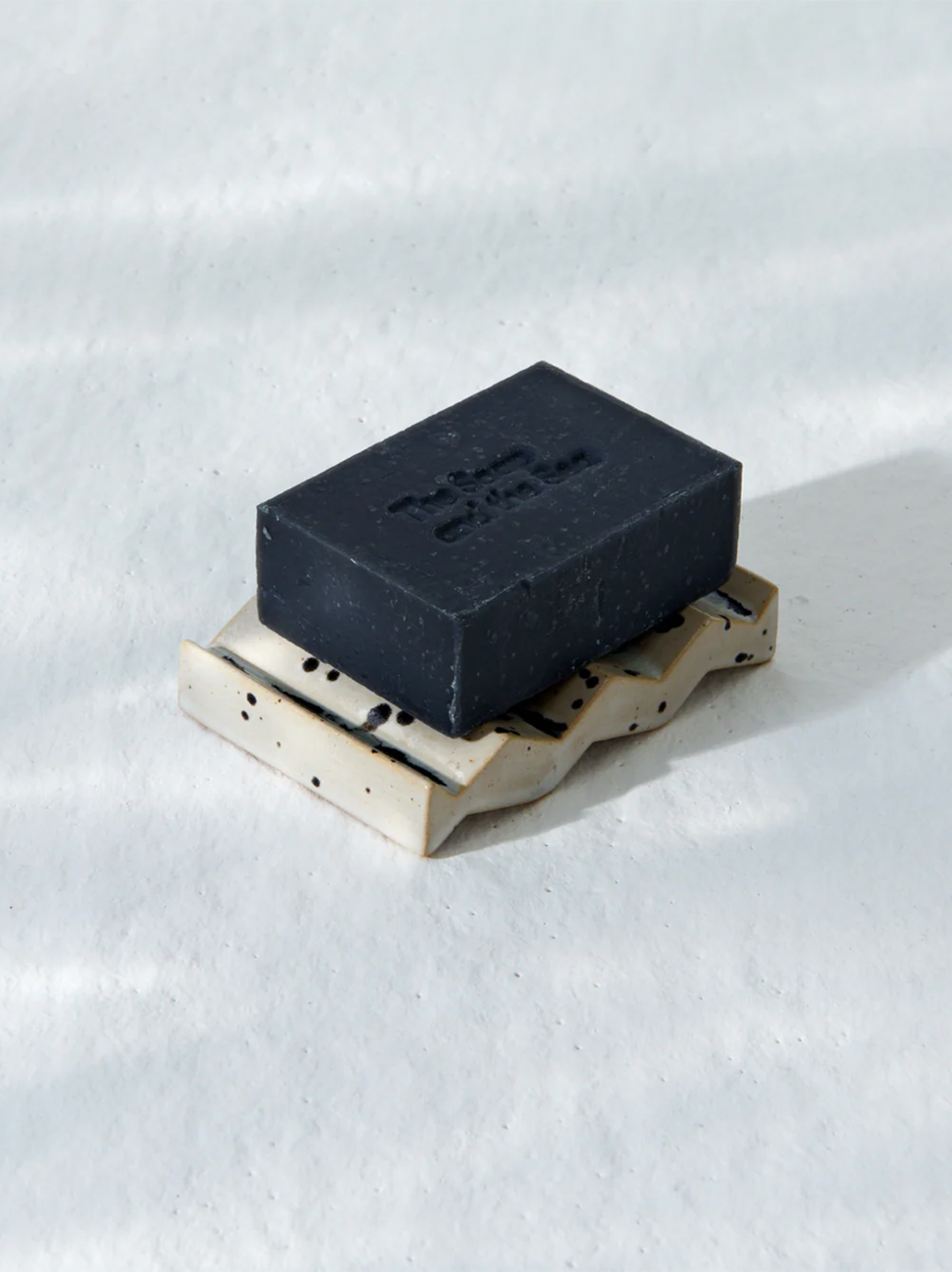 Zestaw mydło + ceramiczna mydelniczka The Soap and the Sea BÉBÉ Concept 