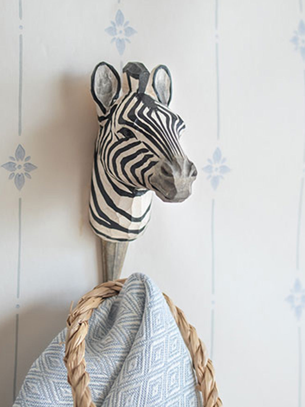 Drewniany haczyk Zebra Wildlife Garden BÉBÉ Concept 