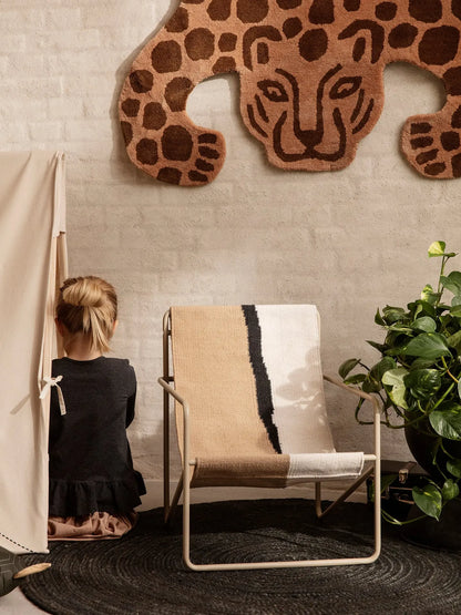 fotel dziecięcy Desert Chair Kids Ferm Living BÉBÉ Concept