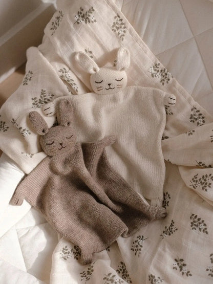 PIerwsza przytulanka Knitted Cuddle Cloth Main Sauvage BEBE Concept 