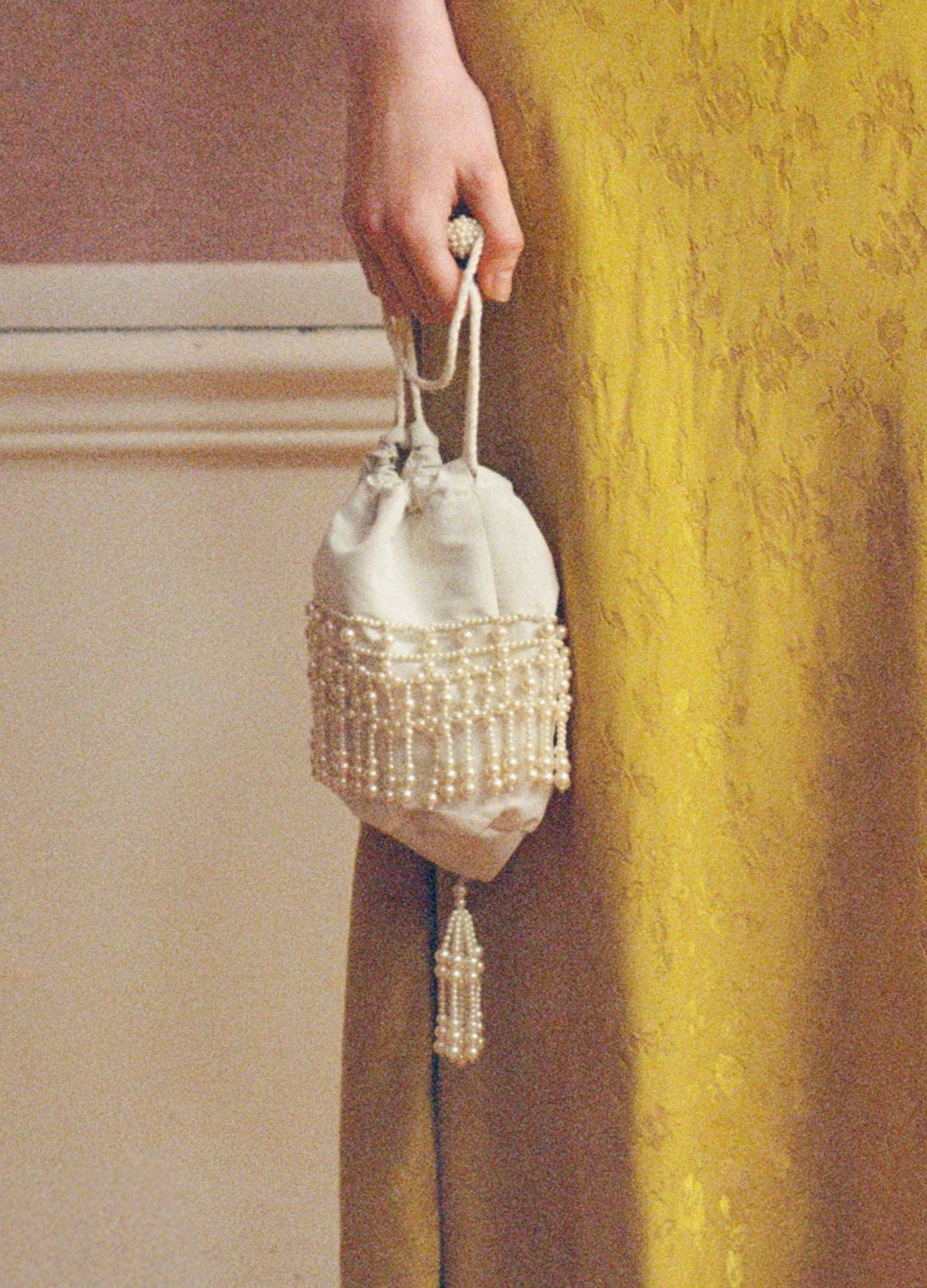 Carlotta Embroidered Pouch CREAM