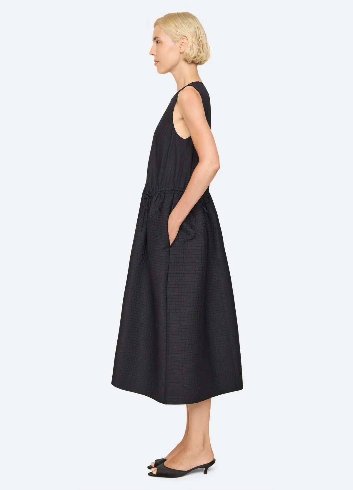 Roni Solid Sleeveless Dress BLACK
