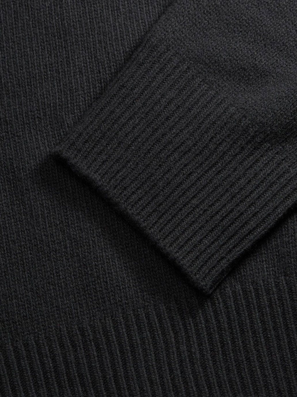 Silene Merino T-Neck BLACK