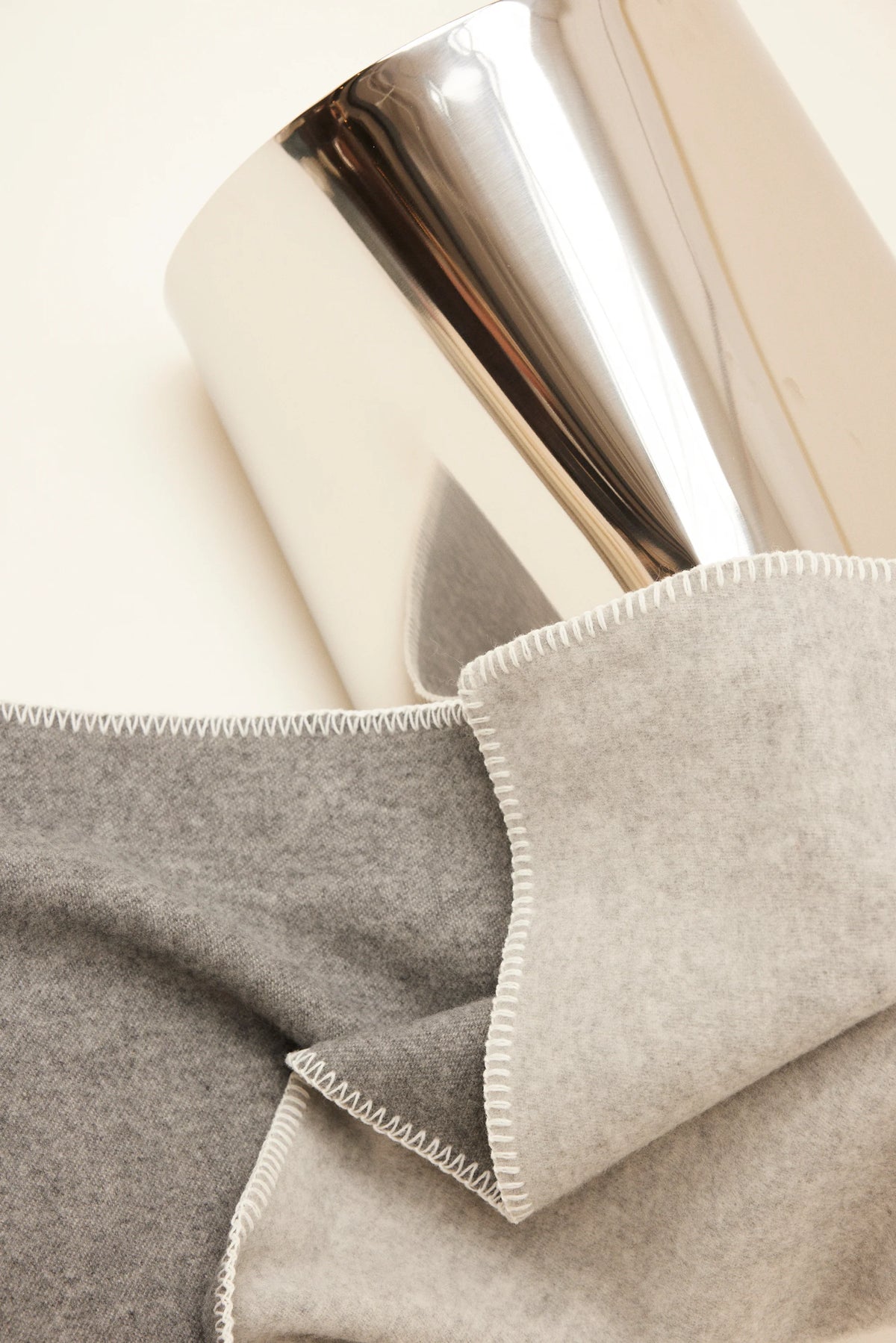 Kocyk z wełny merino Two-Tone Biniblanket