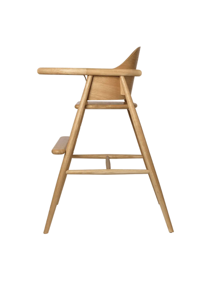 Krzesełko do karmienia Muru High Chair Ferm Living BEBE Concept 