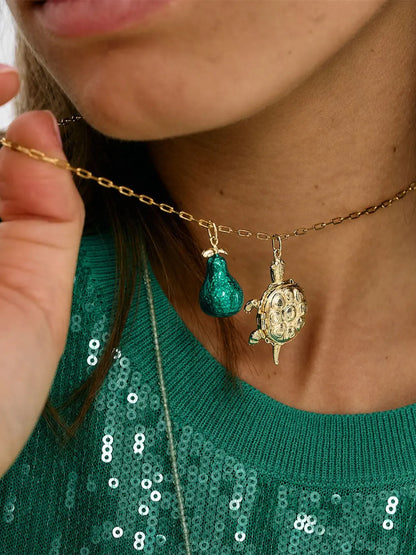 Medalion Whispering Turtle Charm Anna + Nina BEBE Concept 