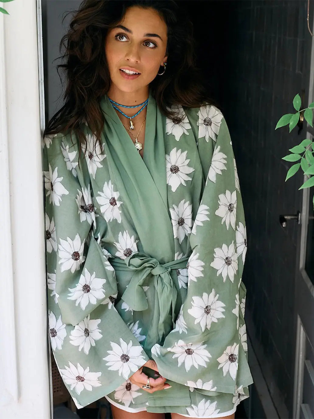 White Lotus Dreams Kimono Anna + Nina BEBE Concept 