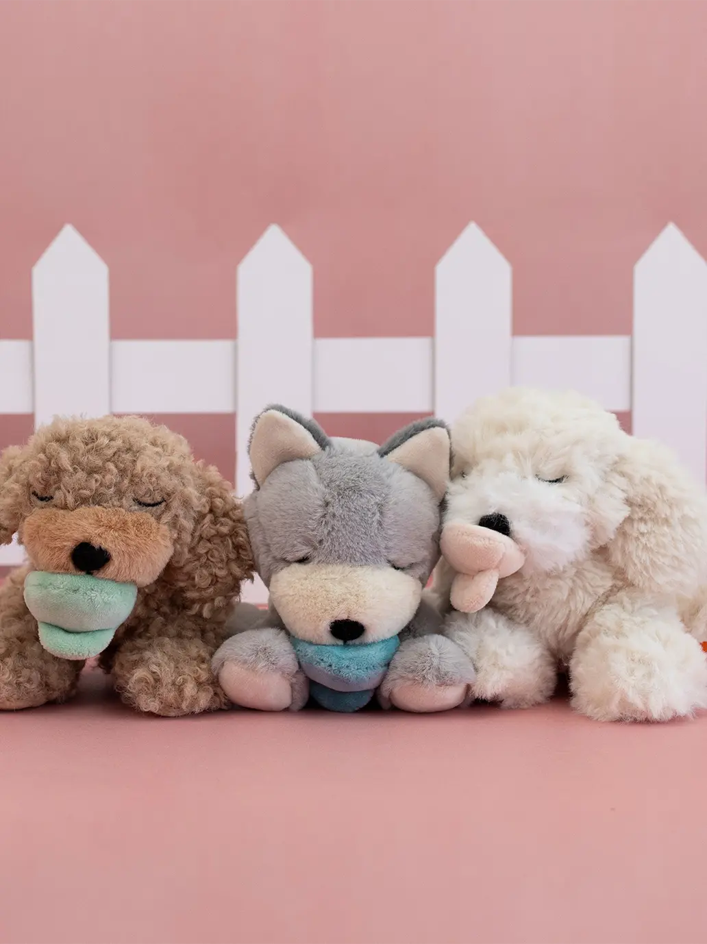 Piesek z magnetycznym smoczkiem Binky Puppy Olli Ella BEBE Concept 