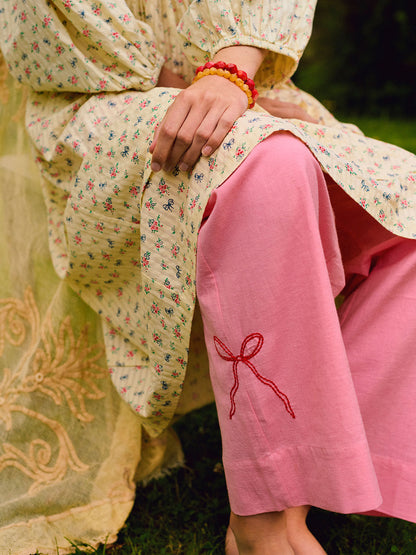 Spodnie Polly embroidery pants relaxed FLAMINGO