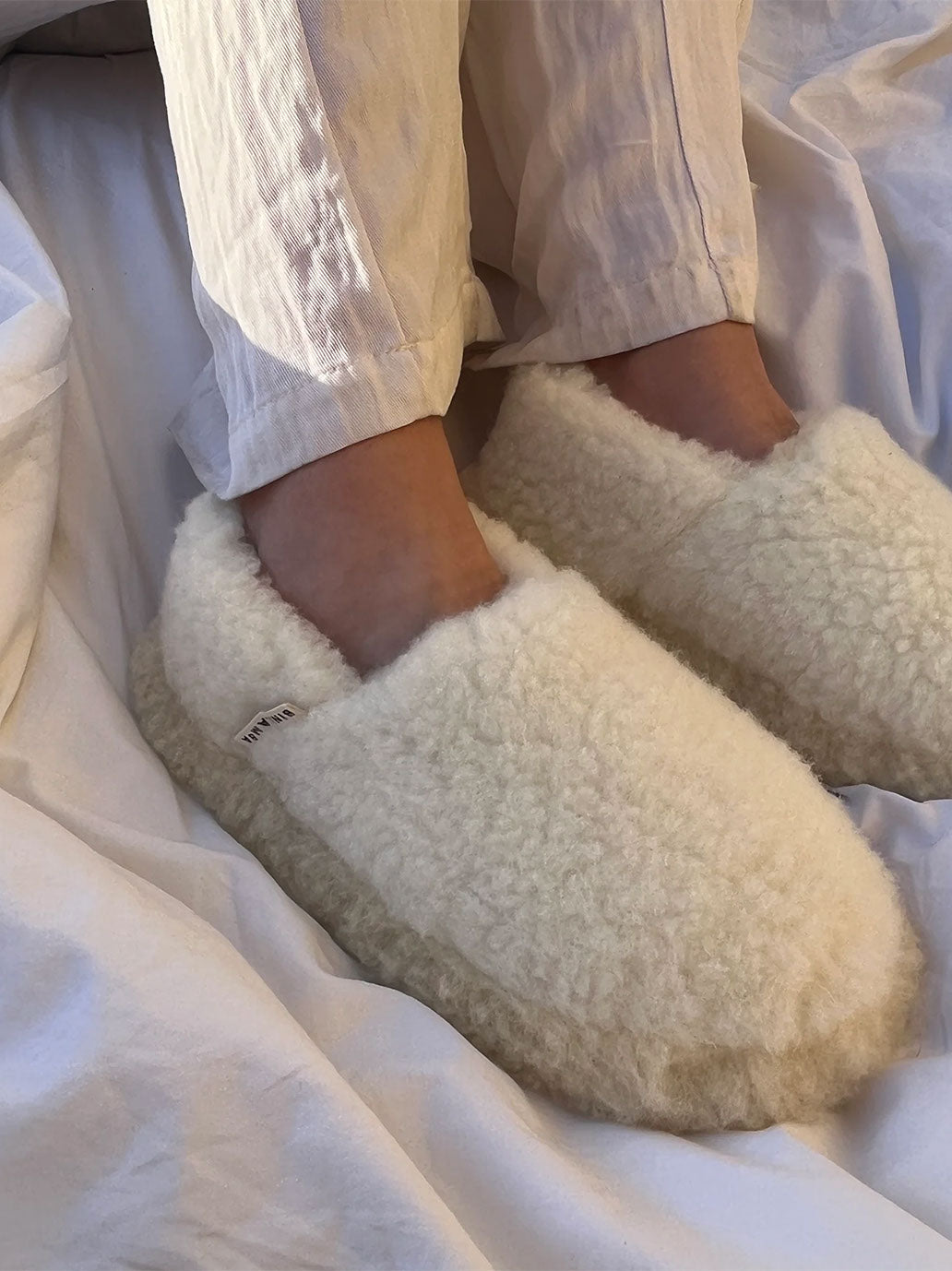 М'які тапочки з мериносової вовни MILK