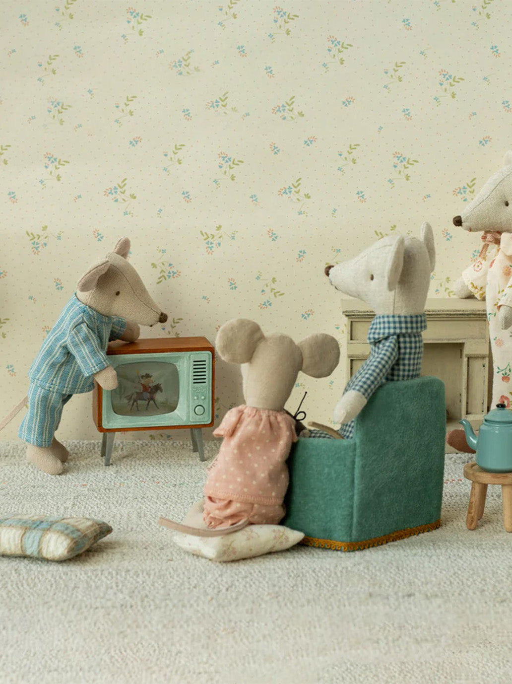 Miniaturowy telewizor retro