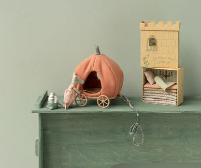 princesse souris sur un petit pois OCHER