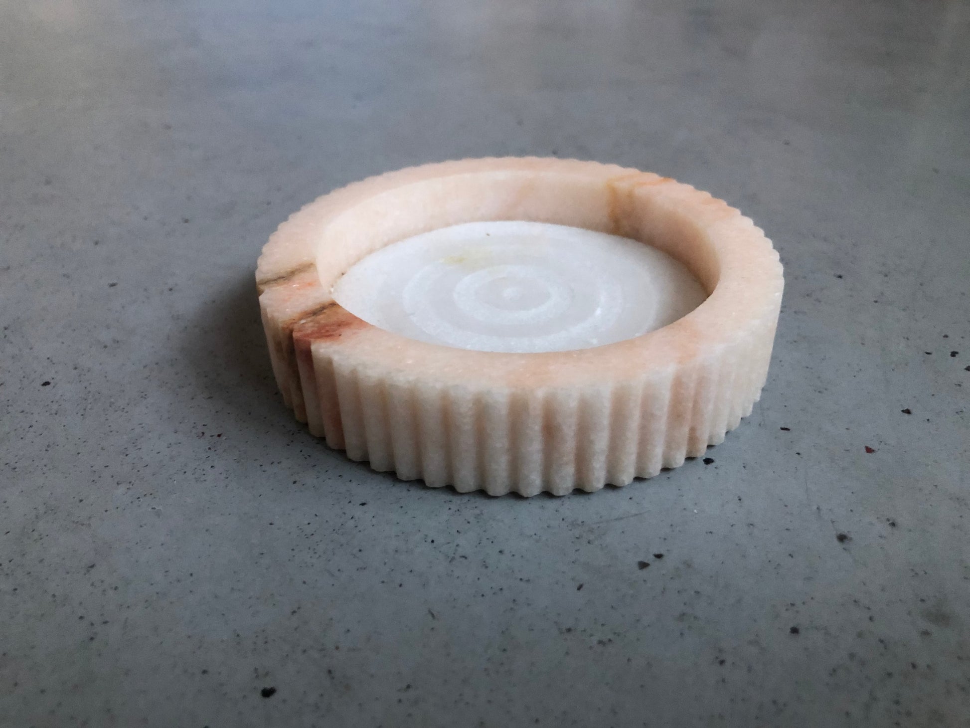 OUTLET Podstawka z naturalnego kamienia Branik bébé concept BÉBÉ Concept 