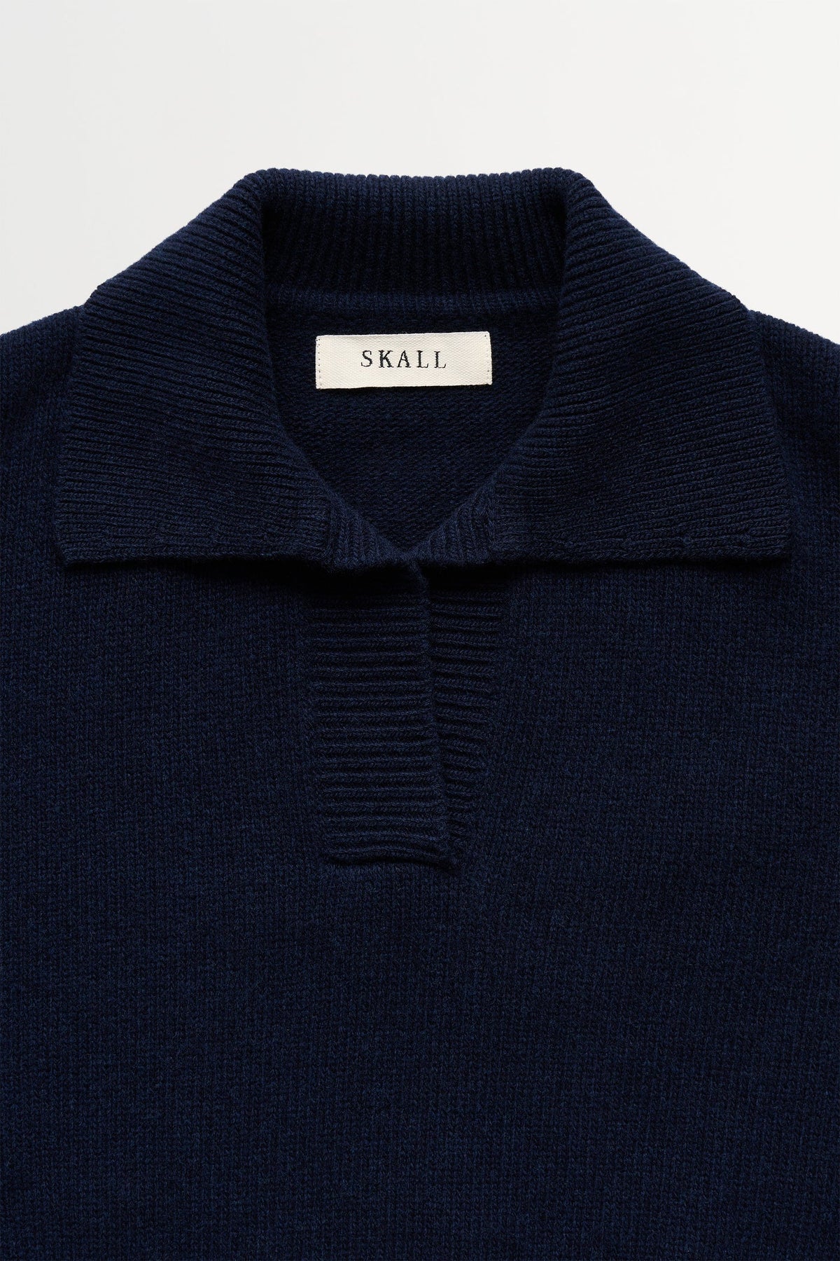 Dean V-neck Merino Jumper NAVY