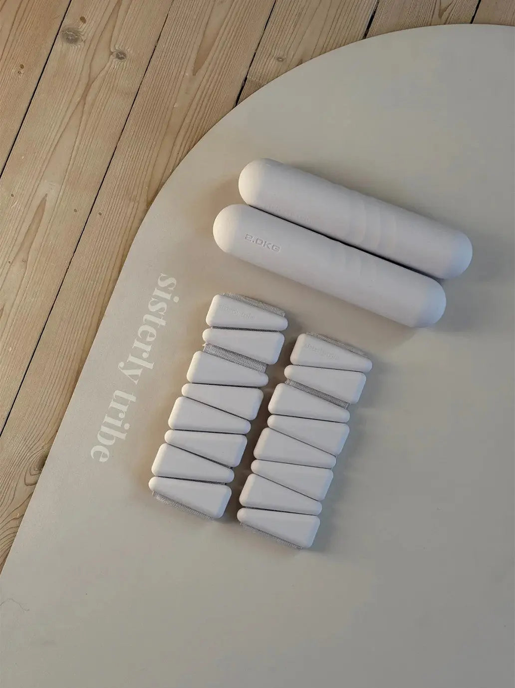 Ciężarki Glow Bars 2 kg Sisterly Tribe BEBE Concept 