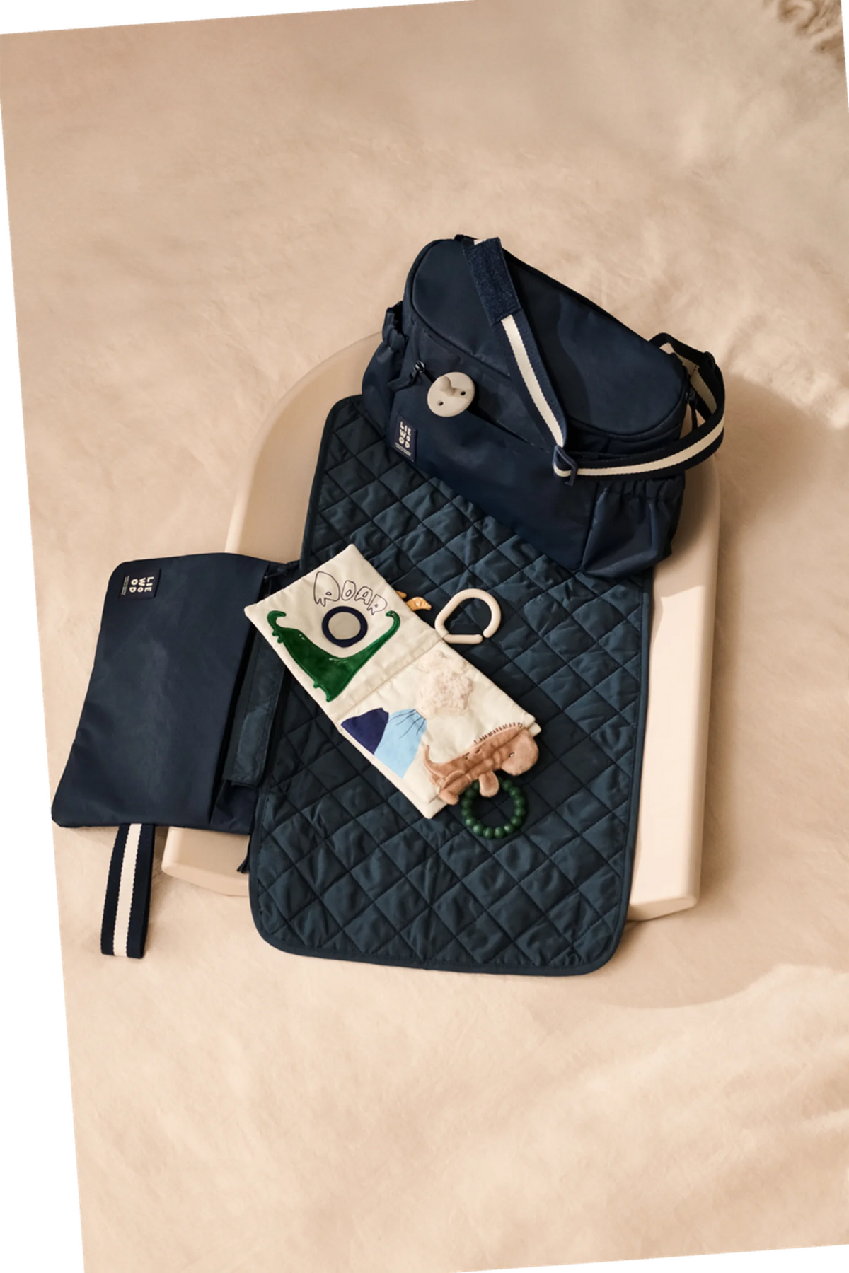 Przenośny przewijak Dina Diaper Pouch CLASSIC NAVY