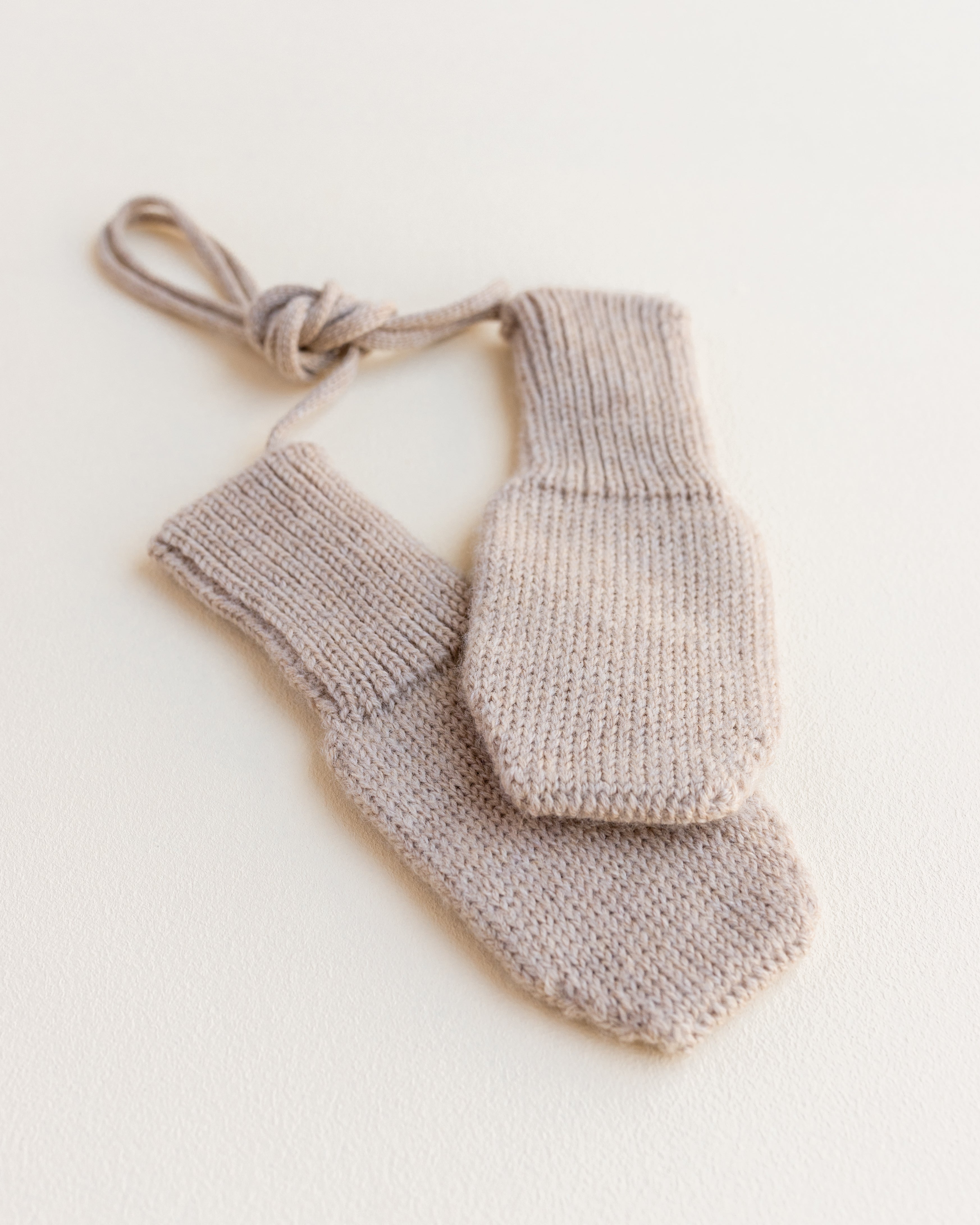 soft merino wool mittens SAND