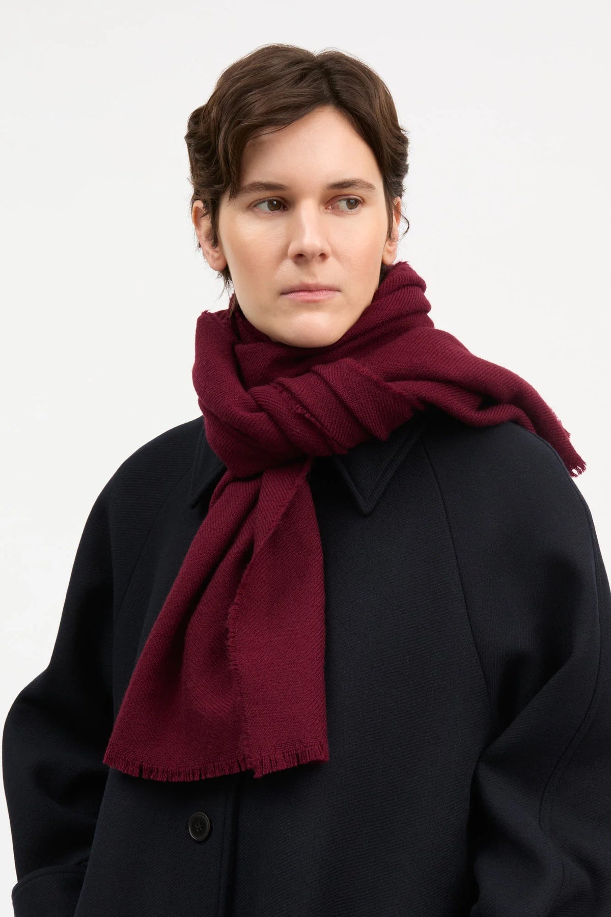Wełniany szal Nadine Scarf AUBERGINE