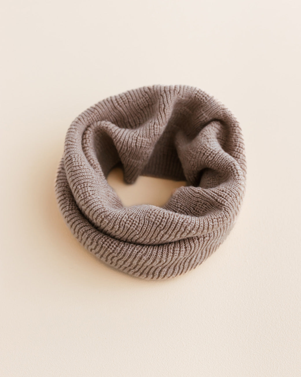 Scarf made of soft merino wool Gigi SAND