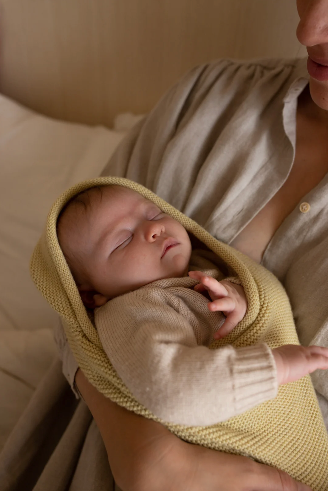 Merino wool cocoon baby blanket LIGHT YELLOW