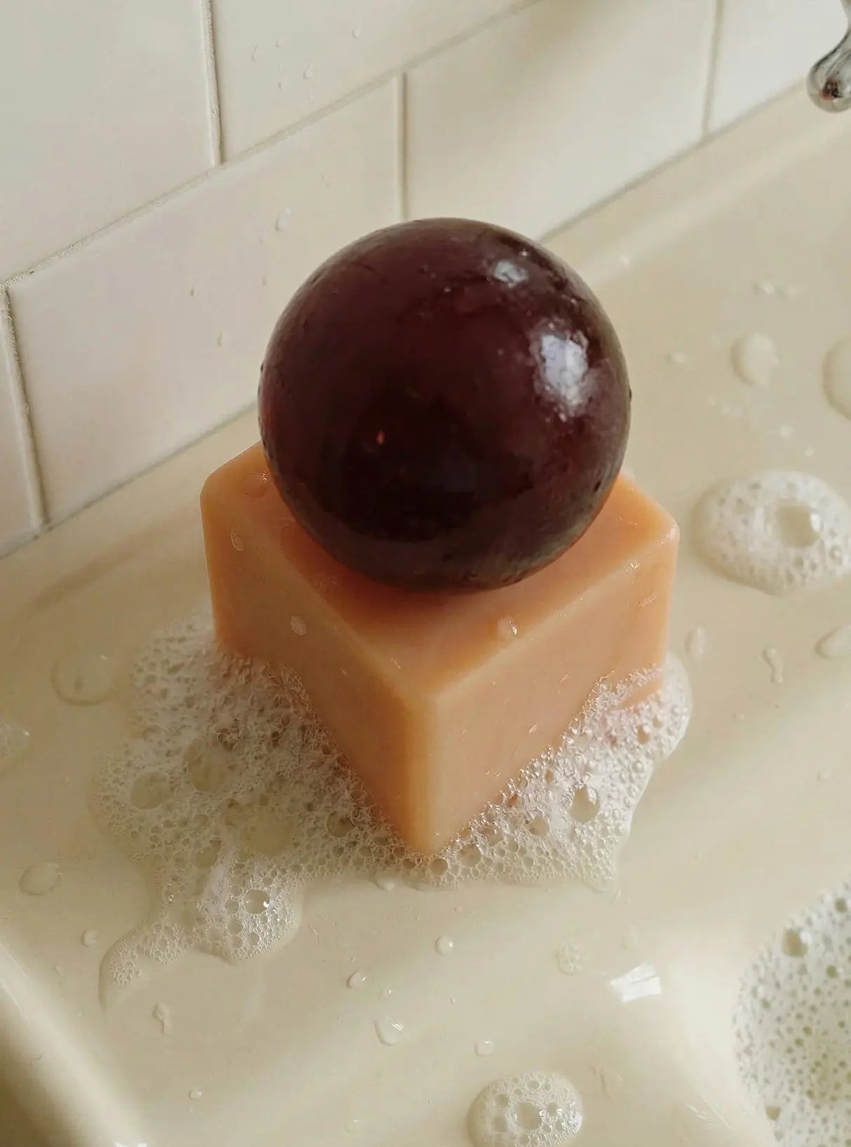 OBA Soap Matias Moellenbach BEBE Concept 
