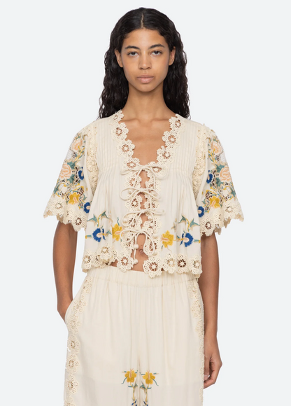 Adonna Embroidery Top CREAM