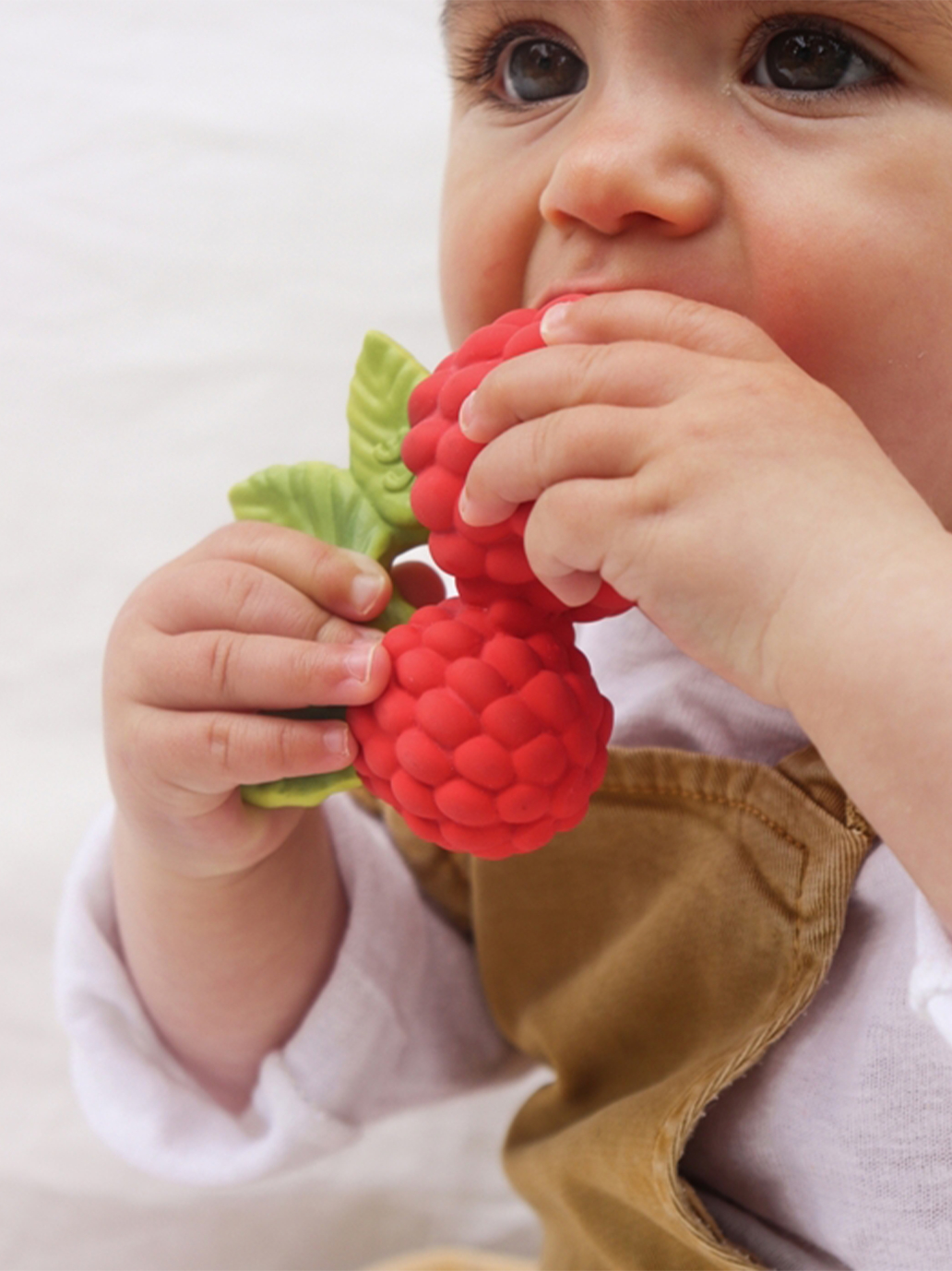 Gryzak z kauczuku Oli & Carol BÉBÉ Concept 