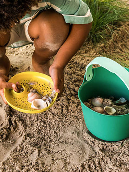 Wiaderko z sitkiem Bucki Quut BÉBÉ Concept 