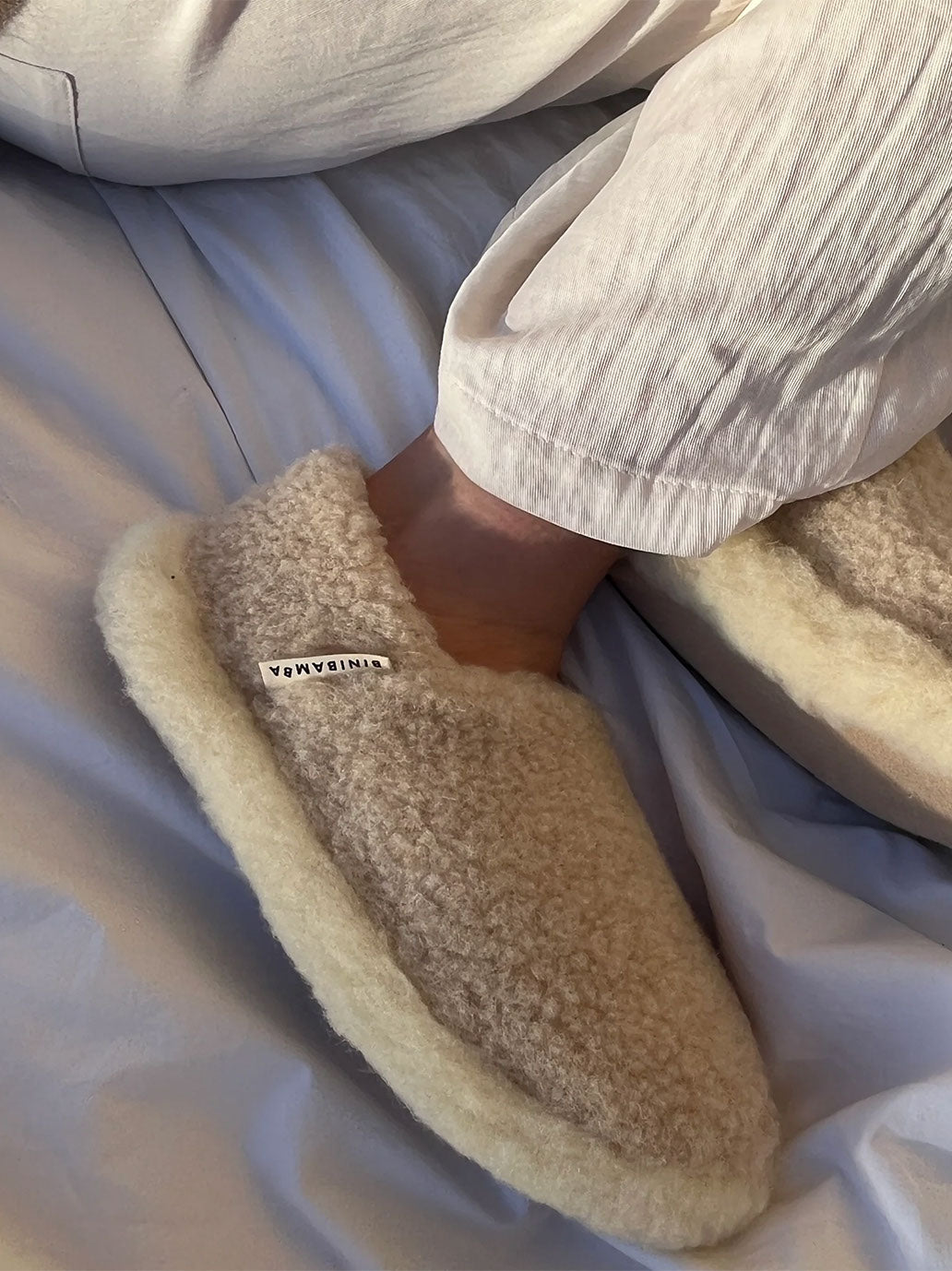 Miękkie kapcie z wełny merino BINIBAMBA BÉBÉ Concept 