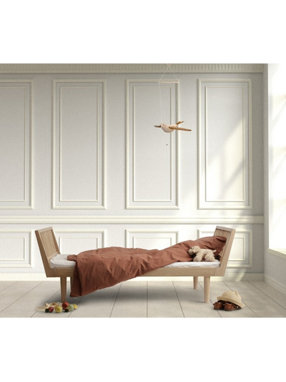 Ruchomy mobil drewniany ptak Koko Bird Kas Kopenhagen BÉBÉ Concept